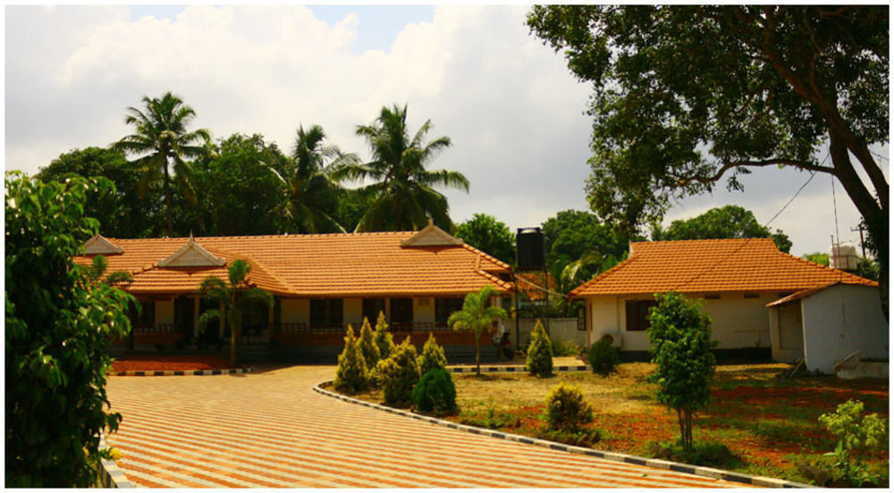 Baywatch Beach Resort Alappuzha Exterior photo